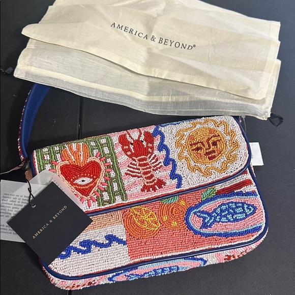 America & beyond beaded sea and sun shoulder bag